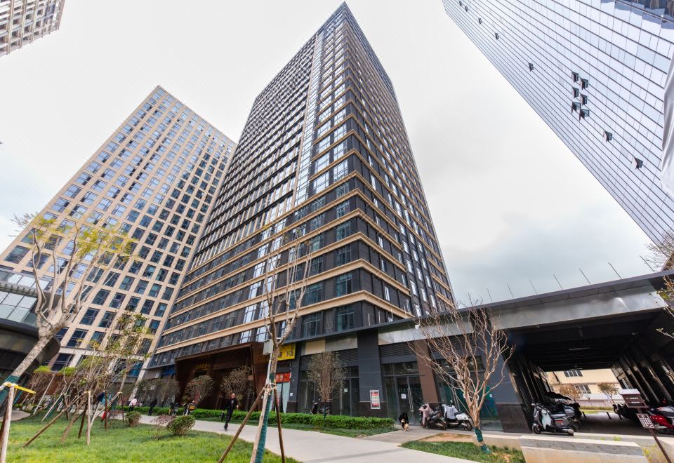 Wayu Washe Hotel (Kunming Century City Xiaodongcun Subway Station) - Housity