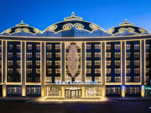 Atour Hotel Ulanqab High-Speed Railway Station - Darideng Avenue