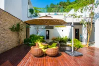 淳雪居ブティック民宿 王子谷漂流周辺のホテル