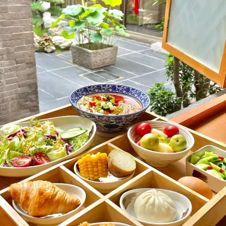 Lanfeng Hotel