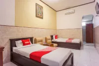 Vina Vira Hotel Hotel dekat Pantai KP3