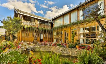 Lijiang Xiangyuan Inn