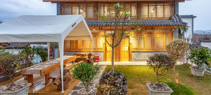 Wuyuan Niujie Forest Hot Spring Homestay Hotels in Eryuan