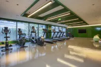 YANGZHOU SLENDER WEST LAKE HONGYUAN GARDEN - Spor Salonu