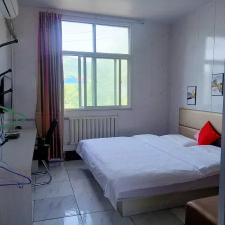 Zouping Hongsheng Hotel Отели рядом с достопримечательностью «Daixi Lake»