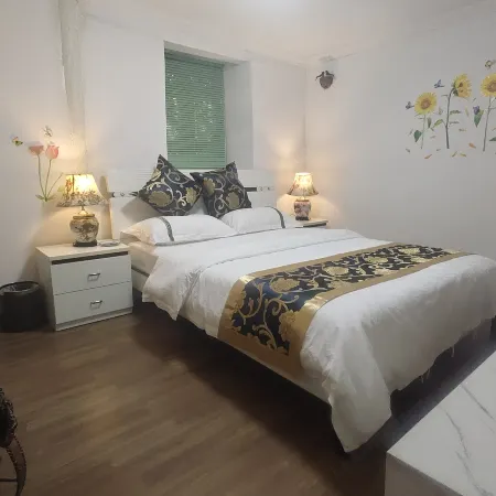 Lufeng Heijing Hengyu Business Hotel