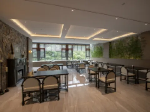 Malcom Miju Xika Hotel โรงแรมในปาร์คัม