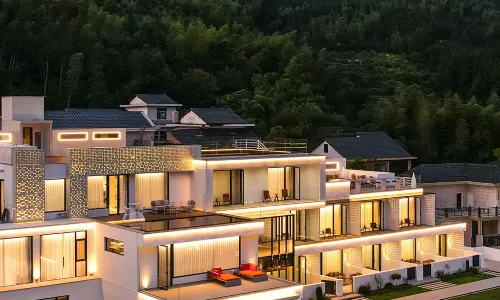 Leisure In The Mountains