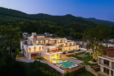 Leisure In The Mountains Hotels in Luxi