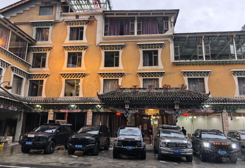 hotel overview picture