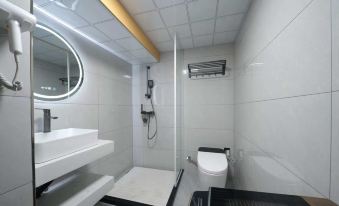 Yuanchang B&B (Chongqing Liberation Monument Pedestrian Street Hongya Cave Branch)