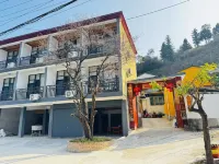 Dapeng New Qingshanju Homestay 바이화링/백화령 생태관광단지 주변 호텔