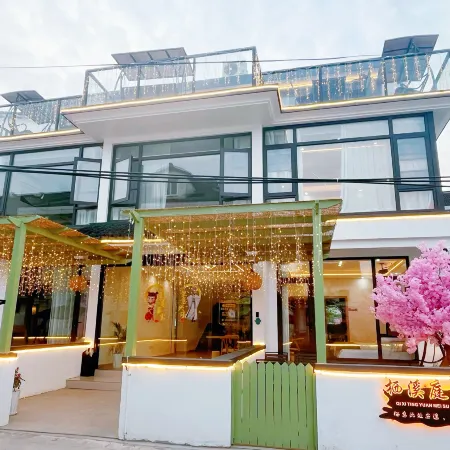 Zhouzhuang Qixi Riverside Courtyard Boutique Hotel