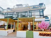 Zhouzhuang Qixi Riverside Courtyard Boutique Hotel - balcone