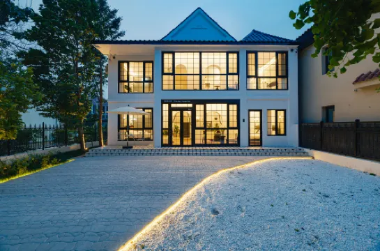 Tengbingshan WhiteRoseGardonVilla Homestay