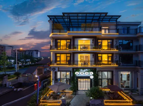 Xianju Wenxin Manwu Homestay (Shenxianju Tourist Transfer Center)