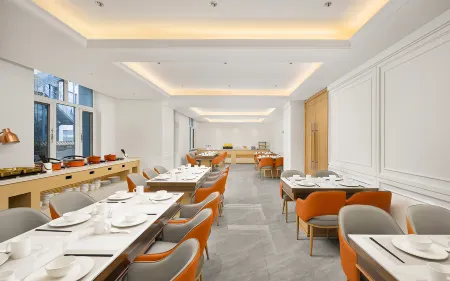 Vienna Hotel Beijing Shunyi Shimen Subway Station Отели рядом с достопримечательностью «Renhe Park»