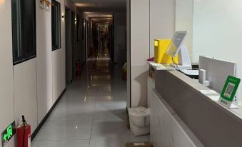 Liuying Xuan Hotel (Beijing Communication University Branch)