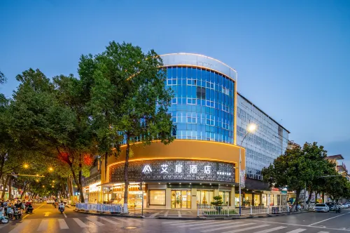 Chenggu Dingcheng Hotel Chenggu İlçesi otelleri