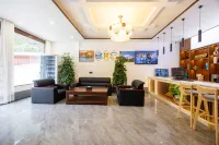 Taohua Shanju High-end Homestay Hotels in Bome
