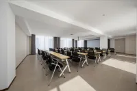 Zhaosu Warm Bay S Hotel - Business