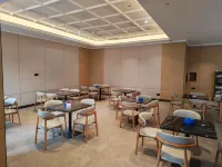 Kang Lai BO  YI JU Hotel - Morgenmad