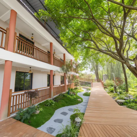 Banshandu · Villa Homestay (Panda Base)
