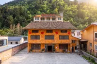 Huanglong Scenic Area Yunxia Hotel - Kitchens