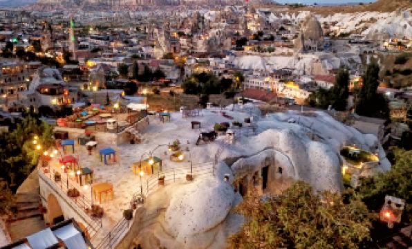 Traveller's Cave Hotel