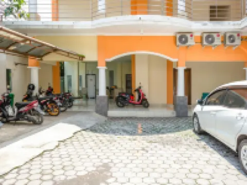 RedDoorz Syariah @ Jalan Simpang Gajayana Hotels in Lowokwaru