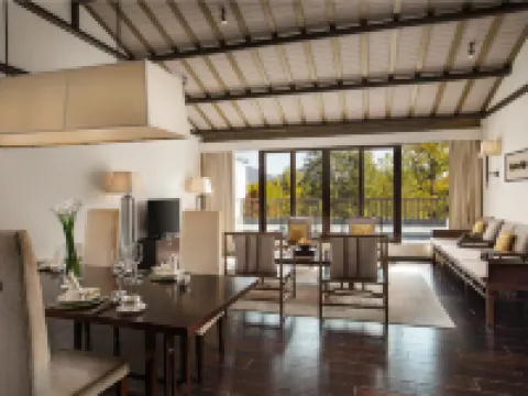 Banyan Tree Huangshan Hotels in Yi County