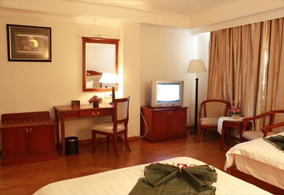 5. 럭스 리버사이드..