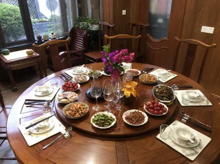 Zhang's Garden Hostel Отели рядом с достопримечательностью «Fulei Former Residence»