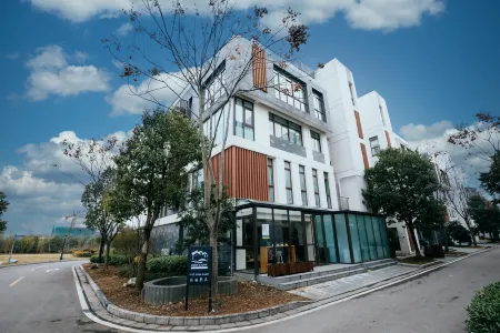 Coin Camp Inn Отели рядом с достопримечательностью «Gaochun Old Street»