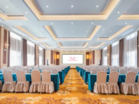 Vienna International Hotel (Ningling Zhanggong Road) Hotels in Ningling