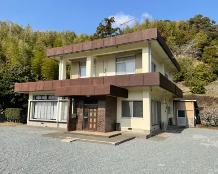 ポラリス 113 阿南市のホテル