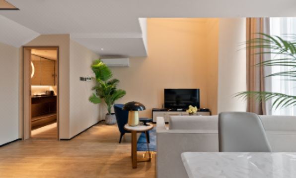 Cresher Serviced Apartment