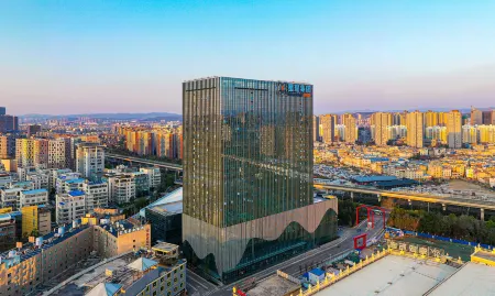 Shining Star Hot Spring Hotel