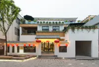 Andi yard Guesthouse