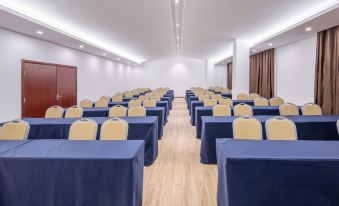 悦澜湾酒店(南宁北站武鸣大学城店) - Housity