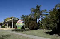 Billabong Motel