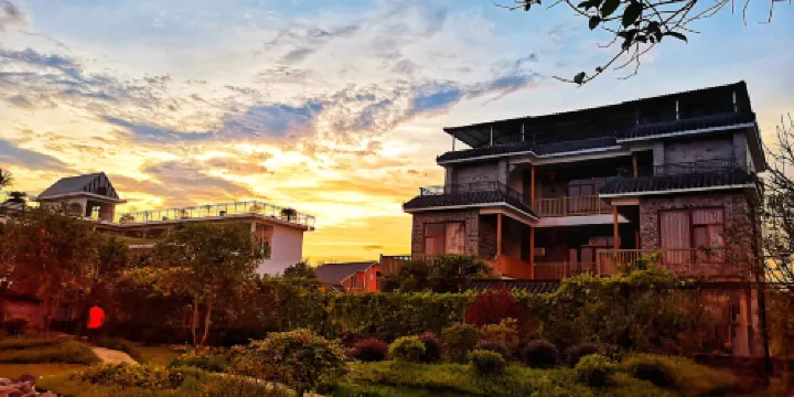 Guiping Wine Girl Xiaoshe