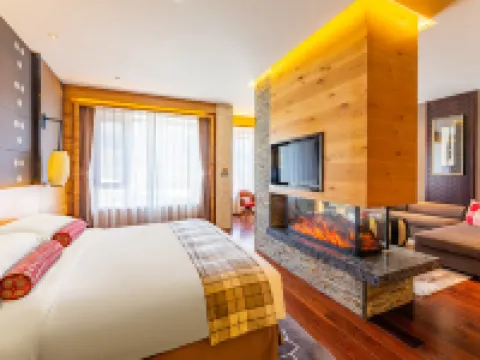 Lake Songhua Seibu Prince Hotel Hotels in Jilin City