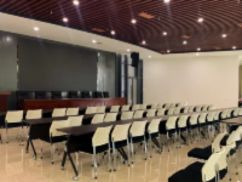 SkyBridge Jiayu Hotel Hotels in Pingtang