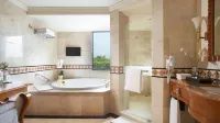 Hyatt Regency Yogyakarta - balcony