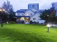 WILLIAM VILLA Hotels near Water Park