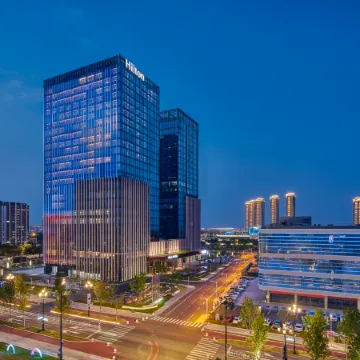 Hilton Yancheng