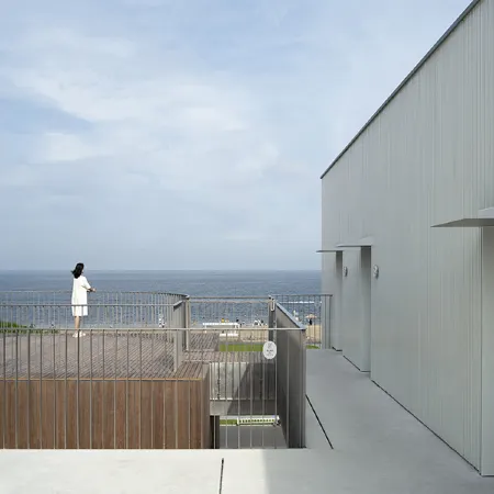theTANG by the sea