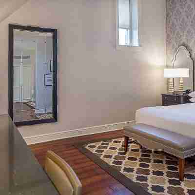 St. Louis Union Station Hotel, Curio Collection by Hilton Rooms