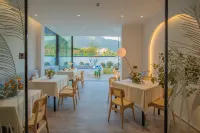 Hongcun Starry Sky Under Field • Ruwan Holiday Homestay - piscine